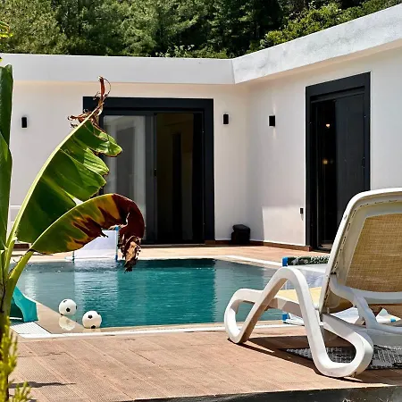 Sapphire Villa *
